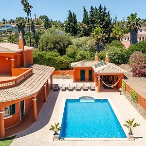 https://quinta-da-falfeira.hotelaalgarve.com